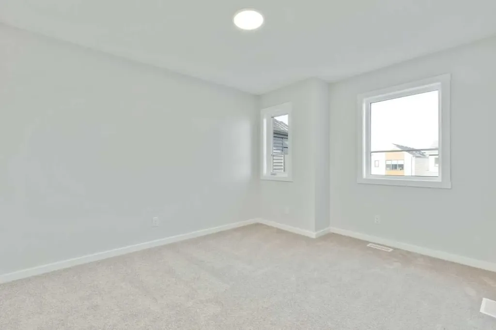 400 Heartwood Grove SE Calgary AB T3M2K1
