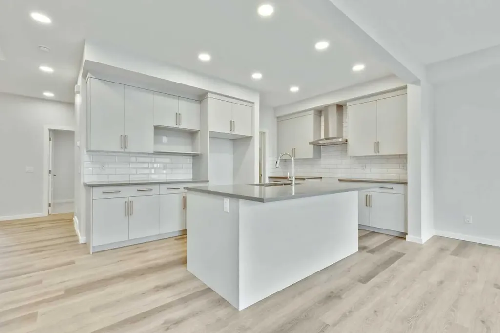 400 Heartwood Grove SE Calgary AB T3M2K1