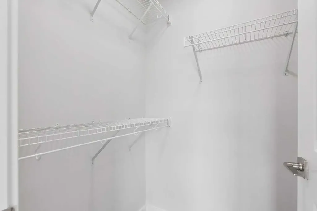 400 Heartwood Grove SE Calgary AB T3M2K1