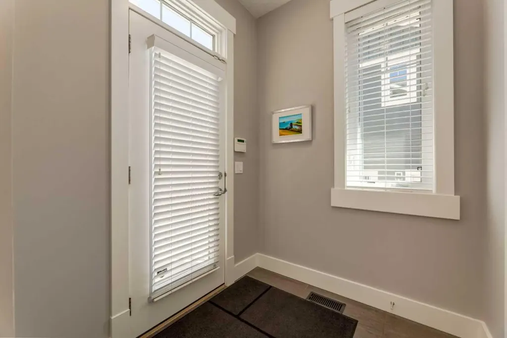 76 Dieppe Drive SW Calgary AB T3E7Y4