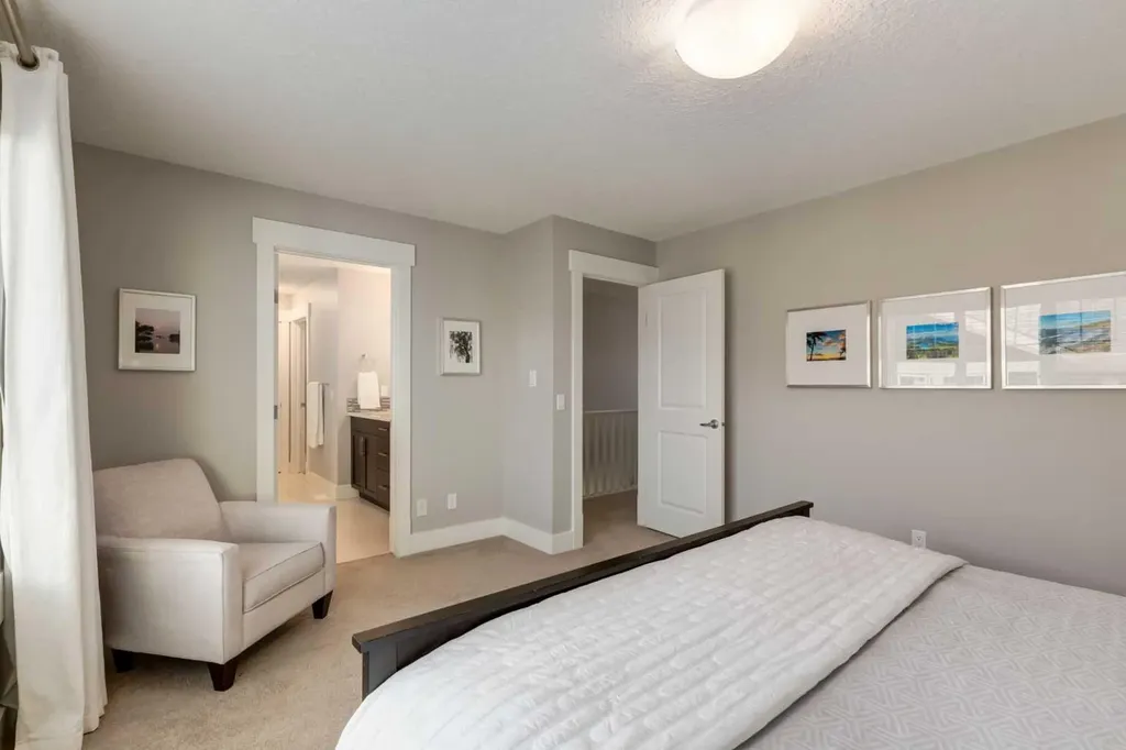 76 Dieppe Drive SW Calgary AB T3E7Y4