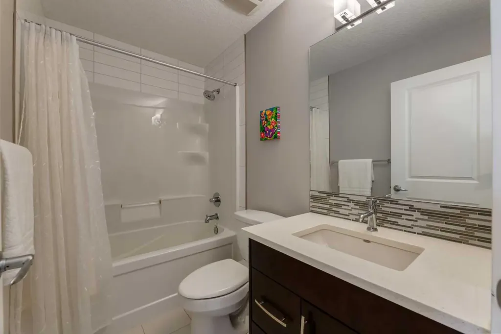 76 Dieppe Drive SW Calgary AB T3E7Y4