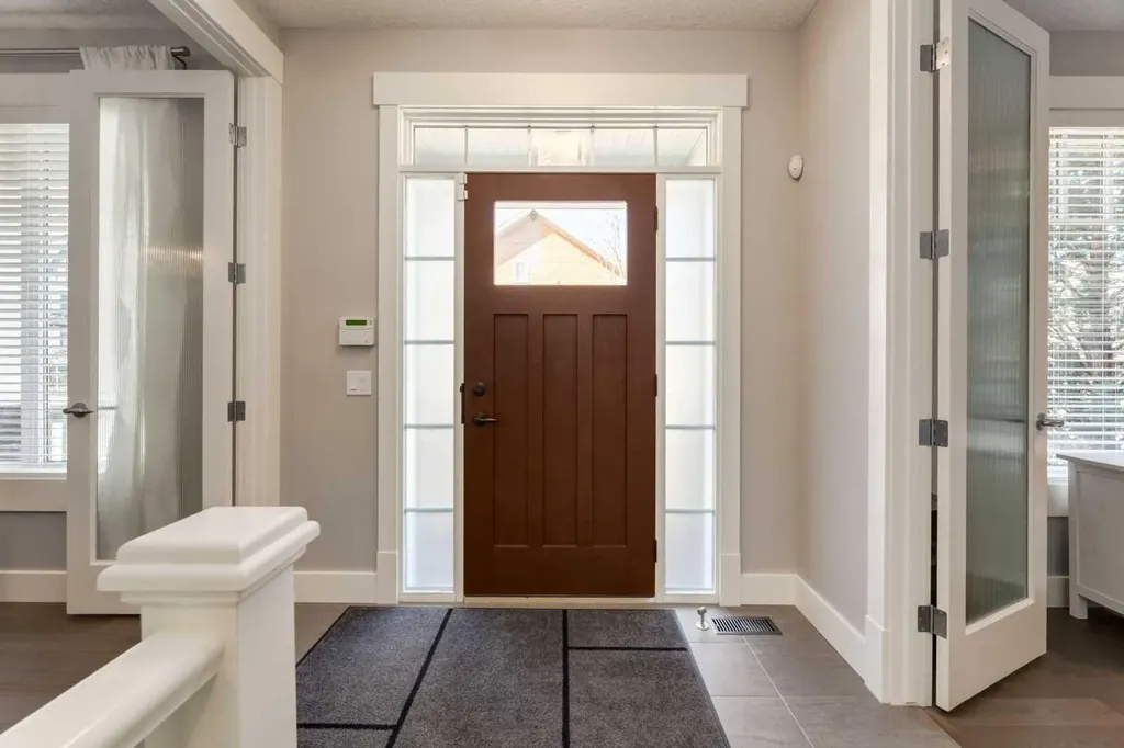 76 Dieppe Drive SW Calgary AB T3E7Y4