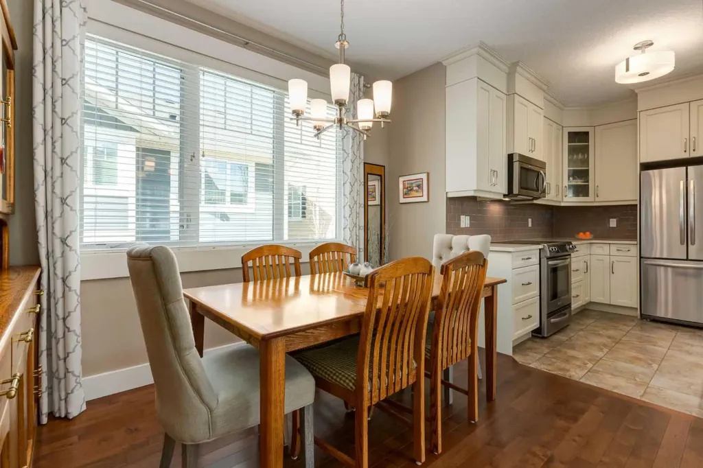 76 Dieppe Drive SW Calgary AB T3E7Y4