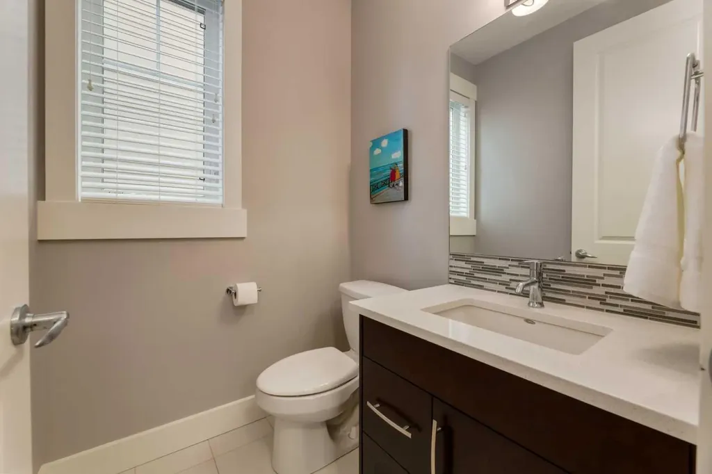 76 Dieppe Drive SW Calgary AB T3E7Y4