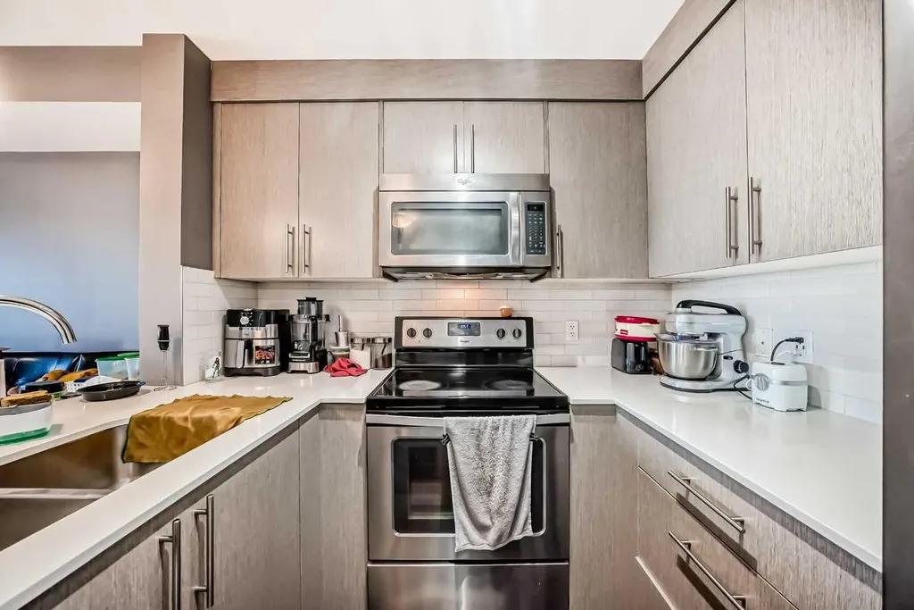 302 Skyview Ranch Drive NE Calgary AB T3N 0P5