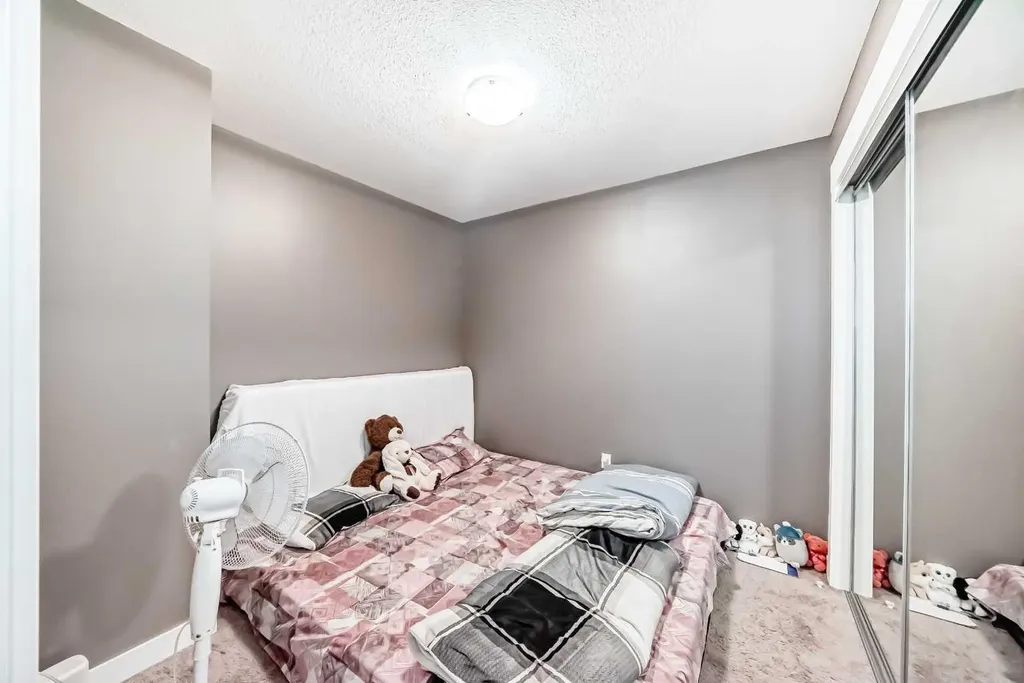 302 Skyview Ranch Drive NE Calgary AB T3N 0P5