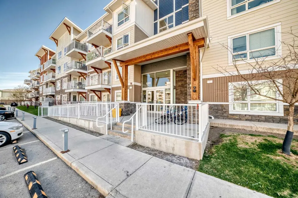 302 Skyview Ranch Drive NE Calgary AB T3N 0P5