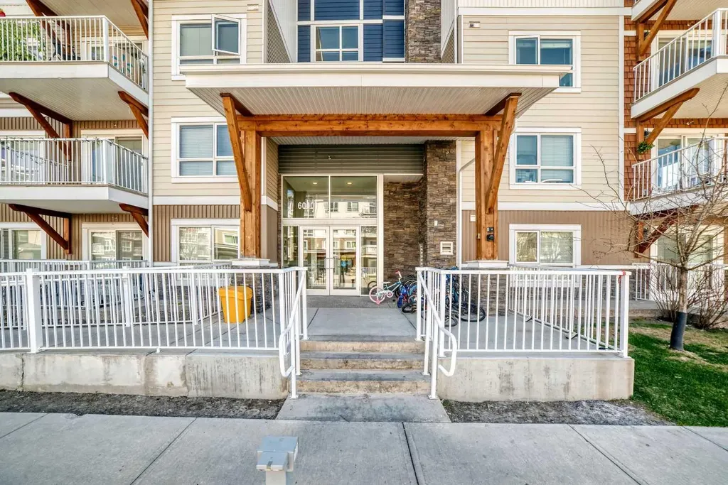 302 Skyview Ranch Drive NE Calgary AB T3N 0P5