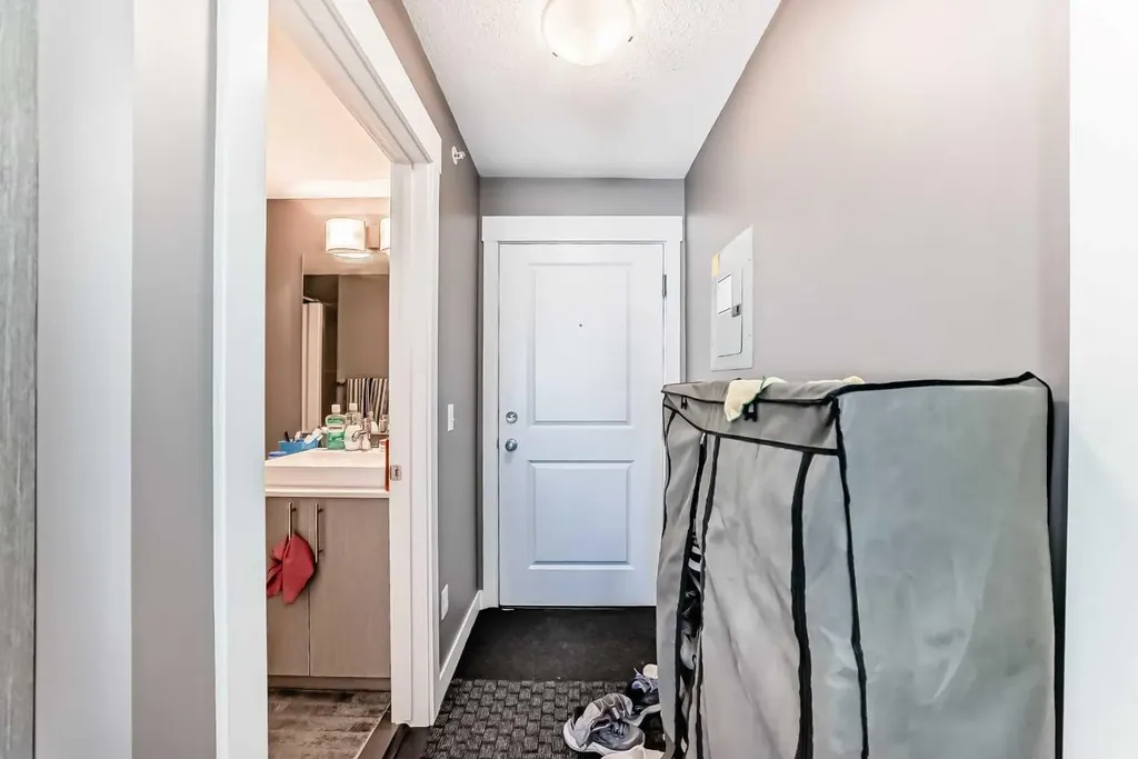 302 Skyview Ranch Drive NE Calgary AB T3N 0P5