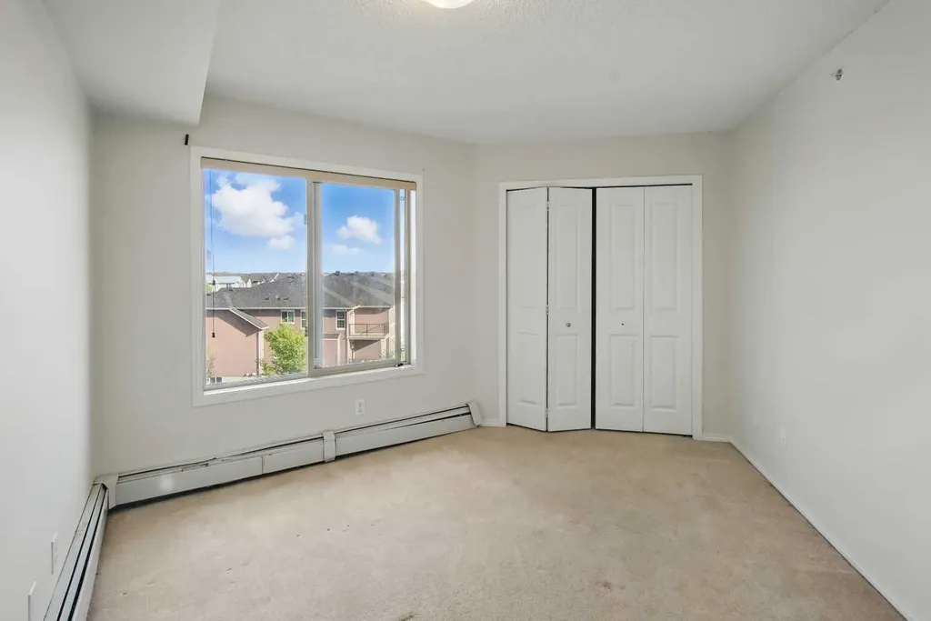 15 Saddlestone Way NE Calgary AB T3J 0S3