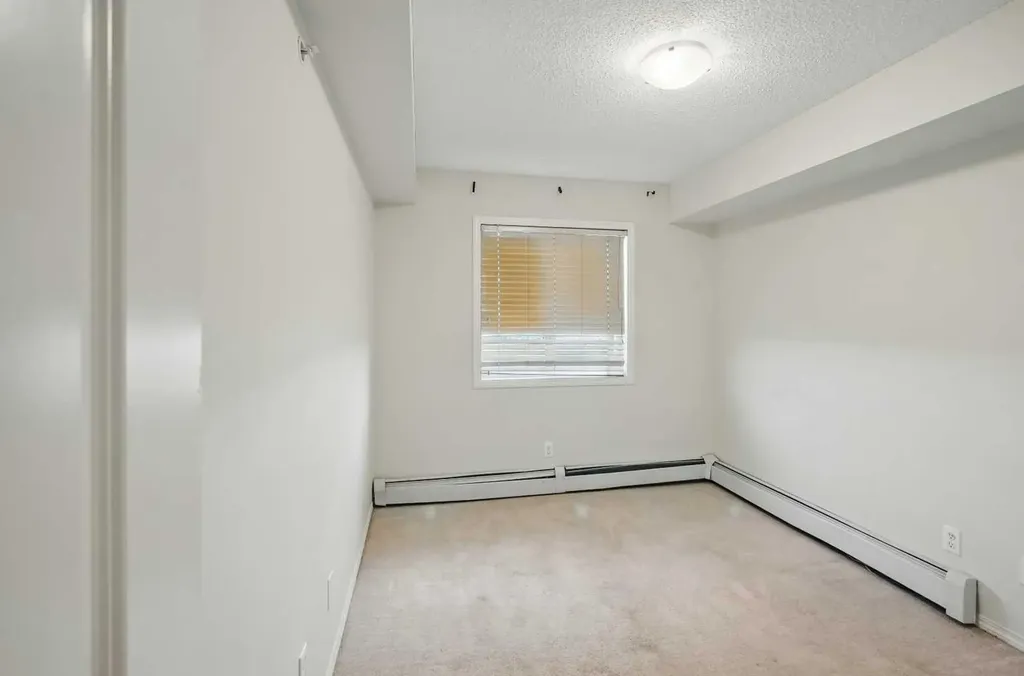 15 Saddlestone Way NE Calgary AB T3J 0S3