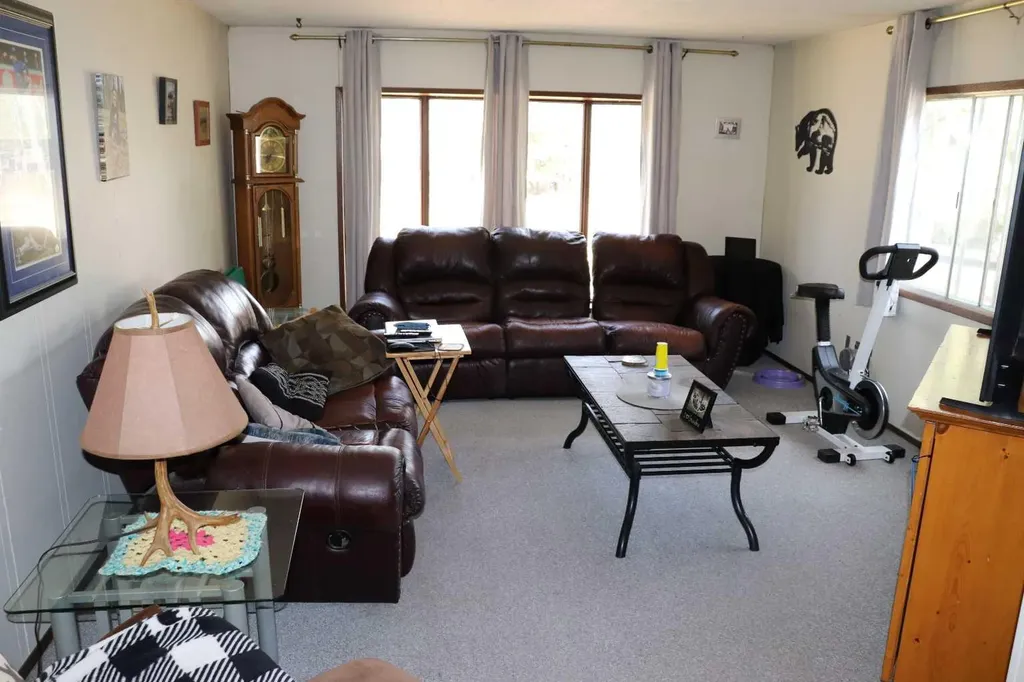 53105 Range Road 195 Rural Yellowhead County AB T7E 3A2