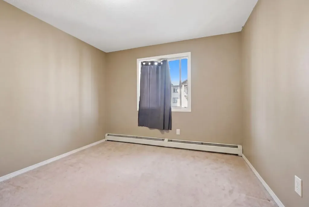 16969 24 Street SW Calgary AB T2Y0L2