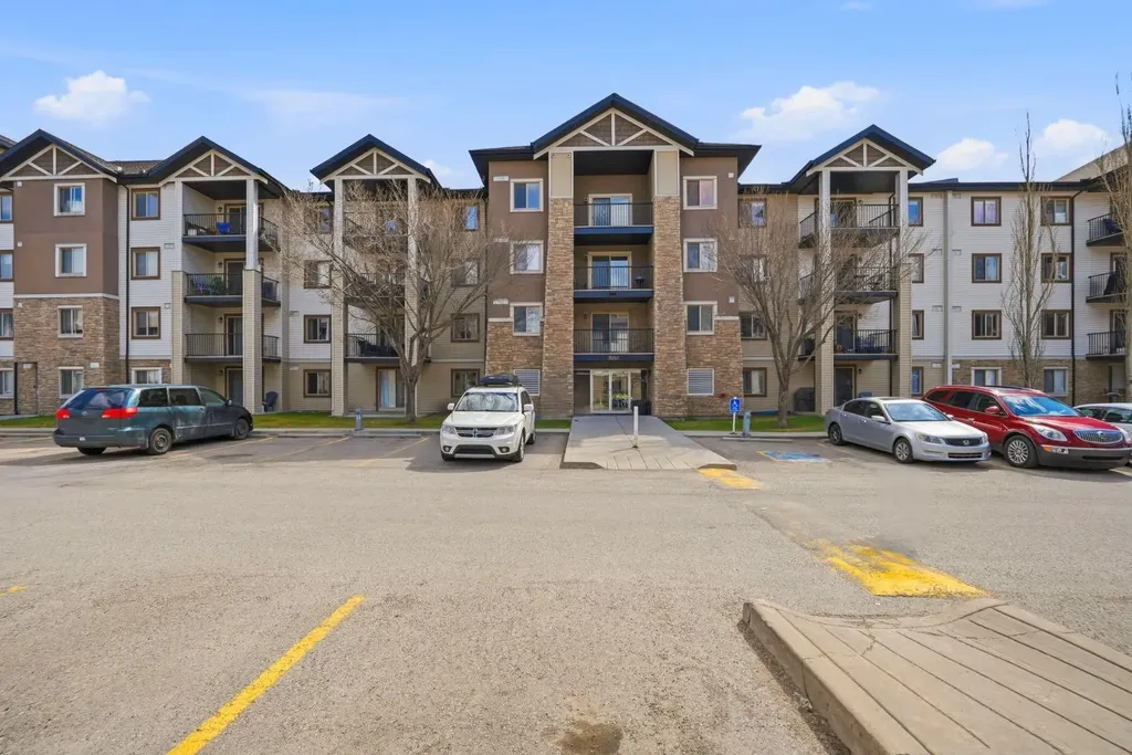 16969 24 Street SW Calgary AB T2Y0L2