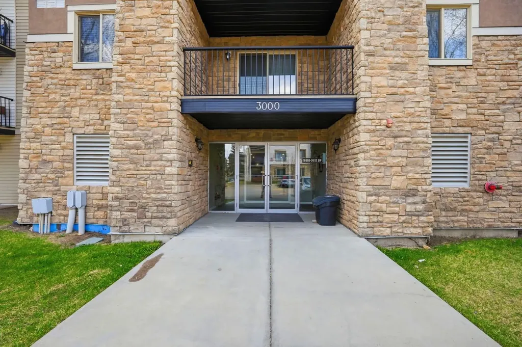 16969 24 Street SW Calgary AB T2Y0L2