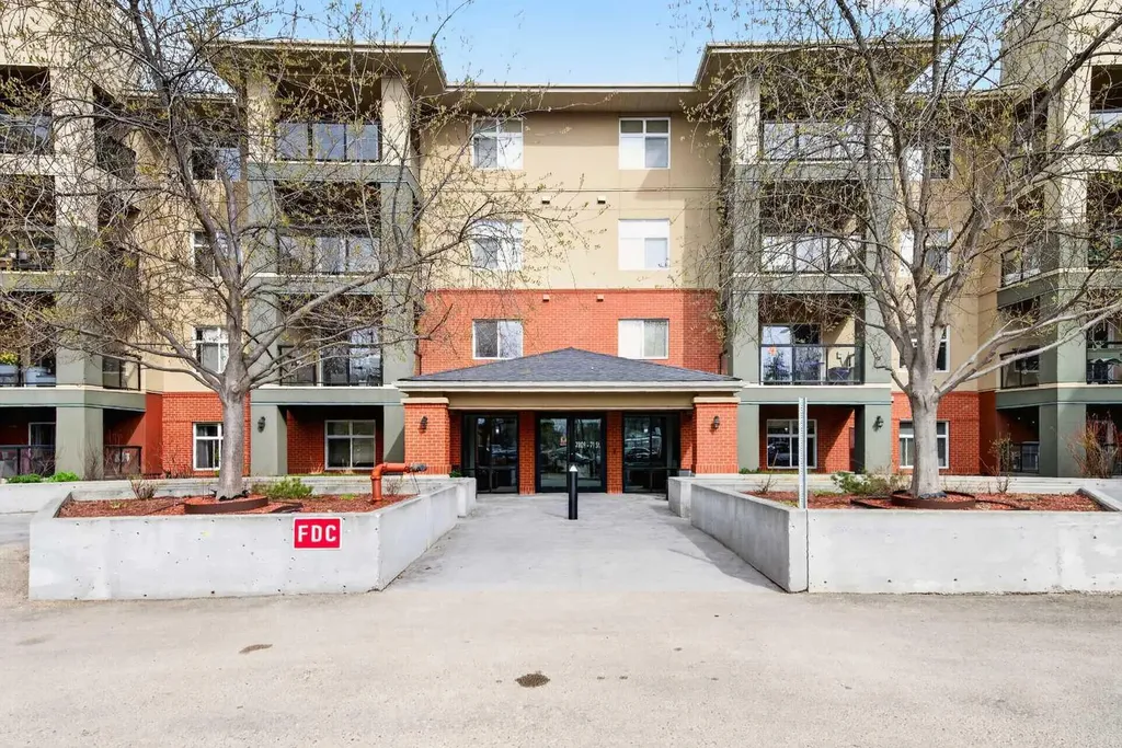 7909 71 Street NW Edmonton AB T6B 3P5