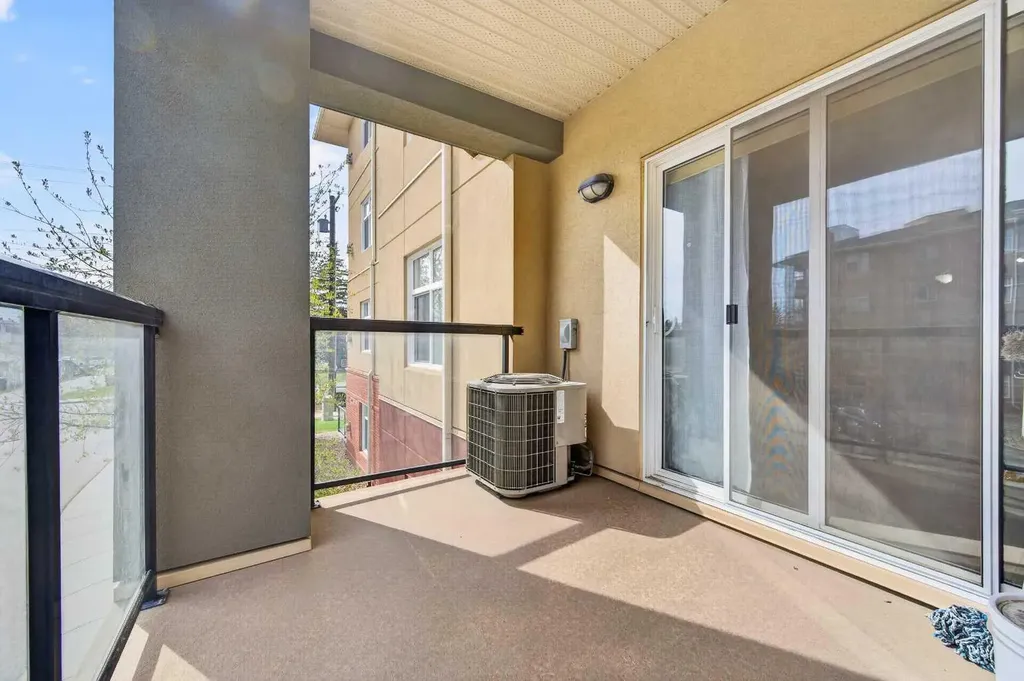 7909 71 Street NW Edmonton AB T6B 3P5