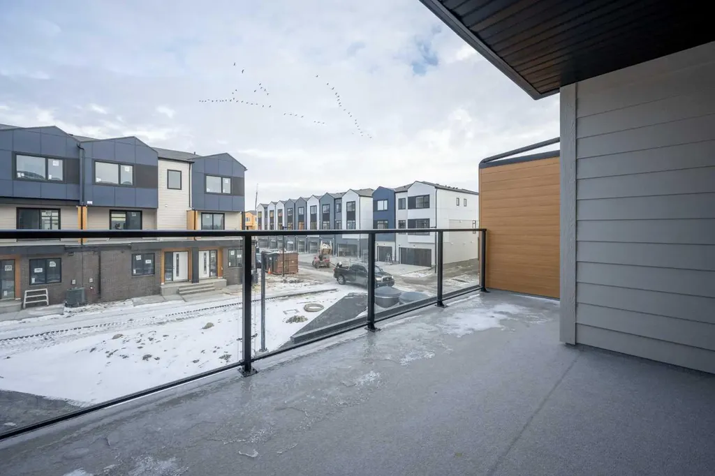 8535 19 Avenue SE Calgary AB T2A 7W8
