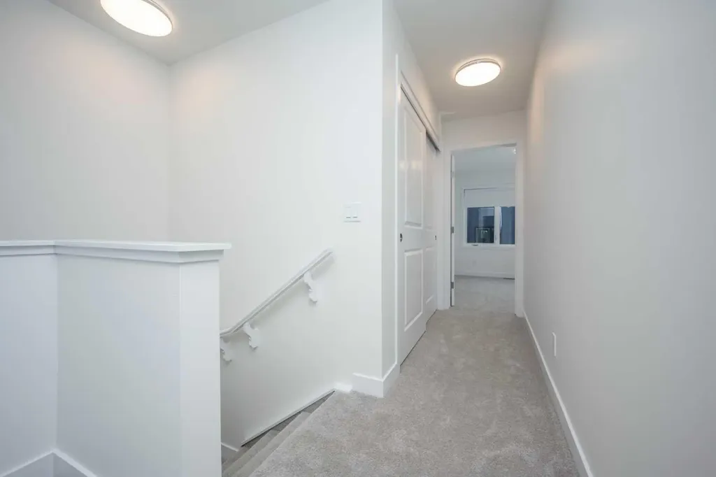 8535 19 Avenue SE Calgary AB T2A 7W8