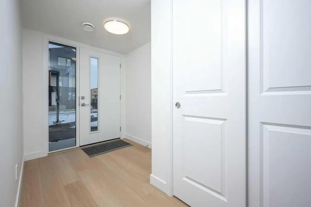 8535 19 Avenue SE Calgary AB T2A 7W8