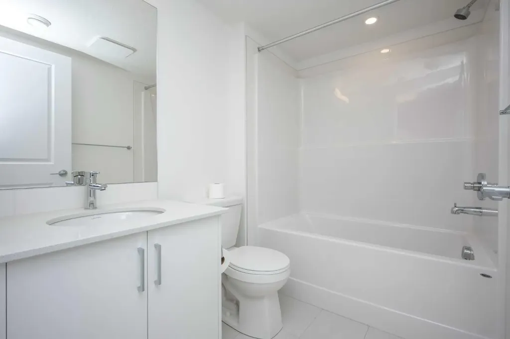 8535 19 Avenue SE Calgary AB T2A 7W8