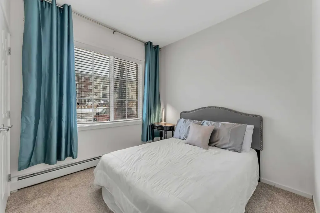 298 Sage Meadows Park NW Calgary AB T3P 1P5