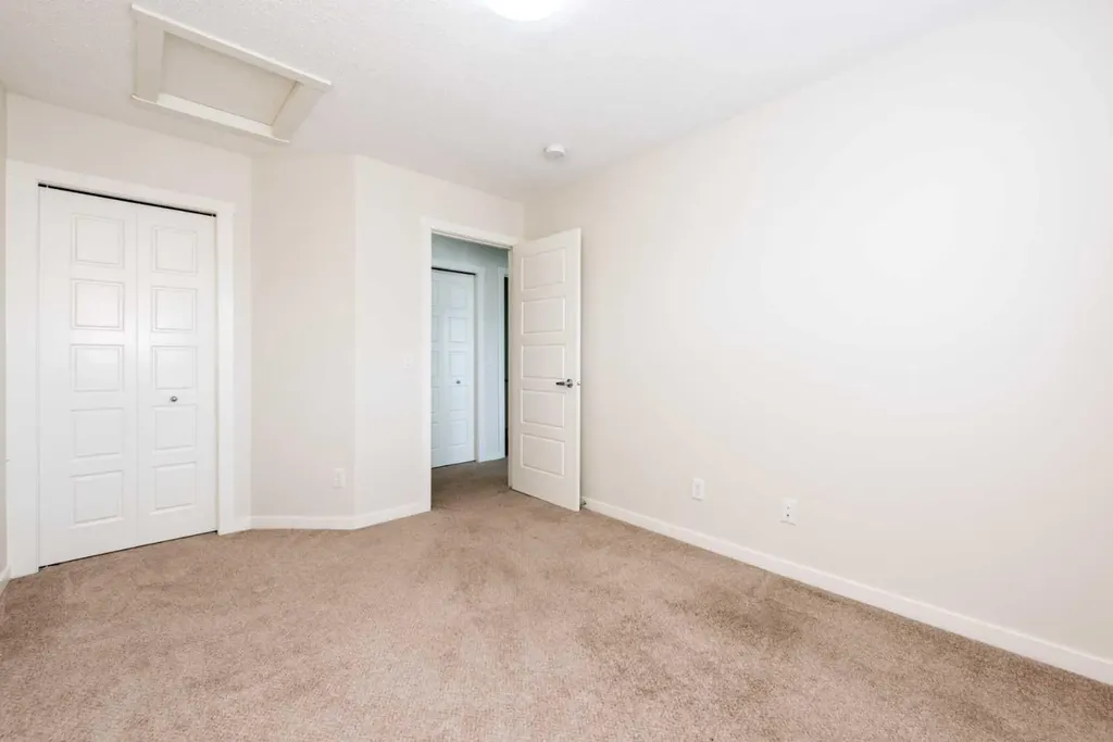 428 Cranbrook Square SE Calgary AB T3M 3K8