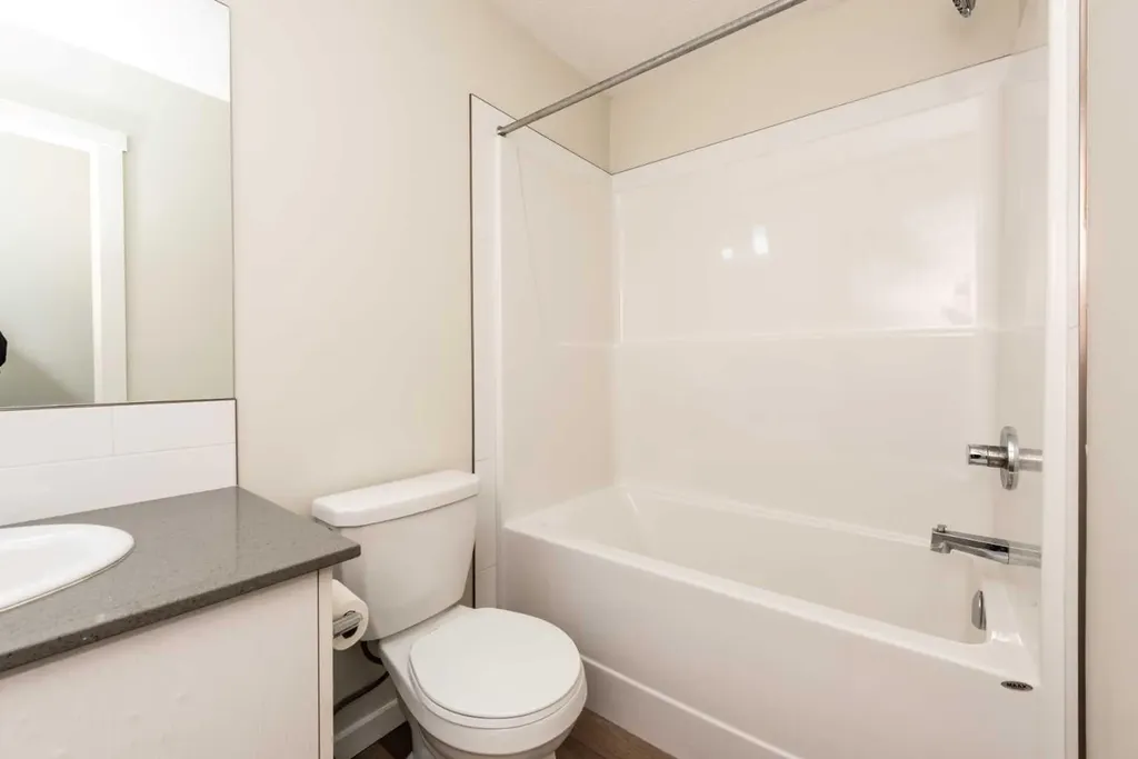 428 Cranbrook Square SE Calgary AB T3M 3K8