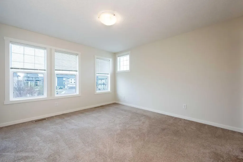 428 Cranbrook Square SE Calgary AB T3M 3K8