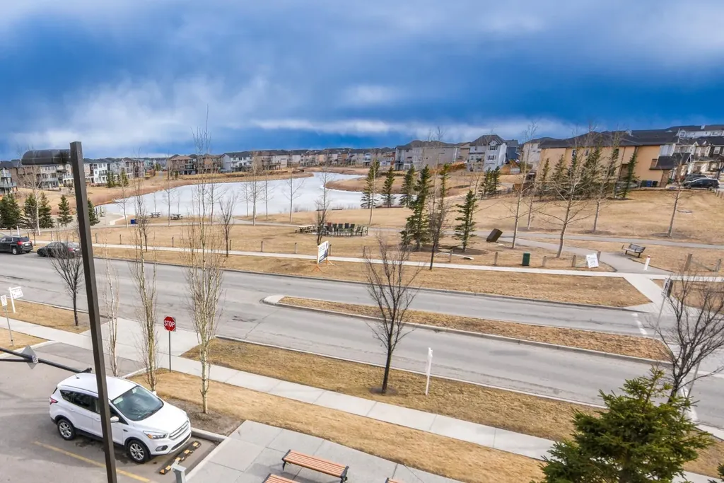 5 Saddlestone Way NE Calgary AB T3J 0S2