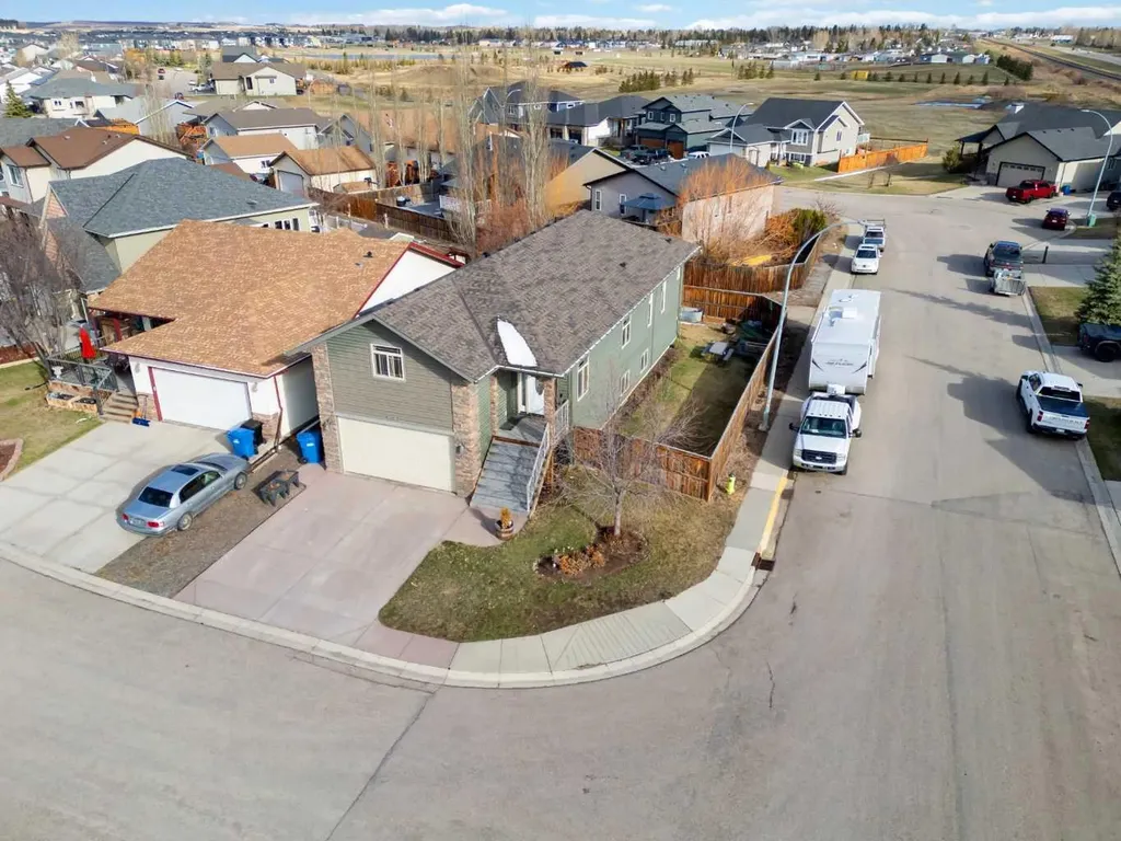900 Carriage Lane Place Carstairs AB T0M0N0