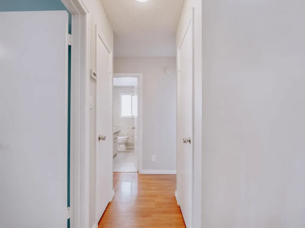 5007 62 Avenue Taber AB T1G1J7