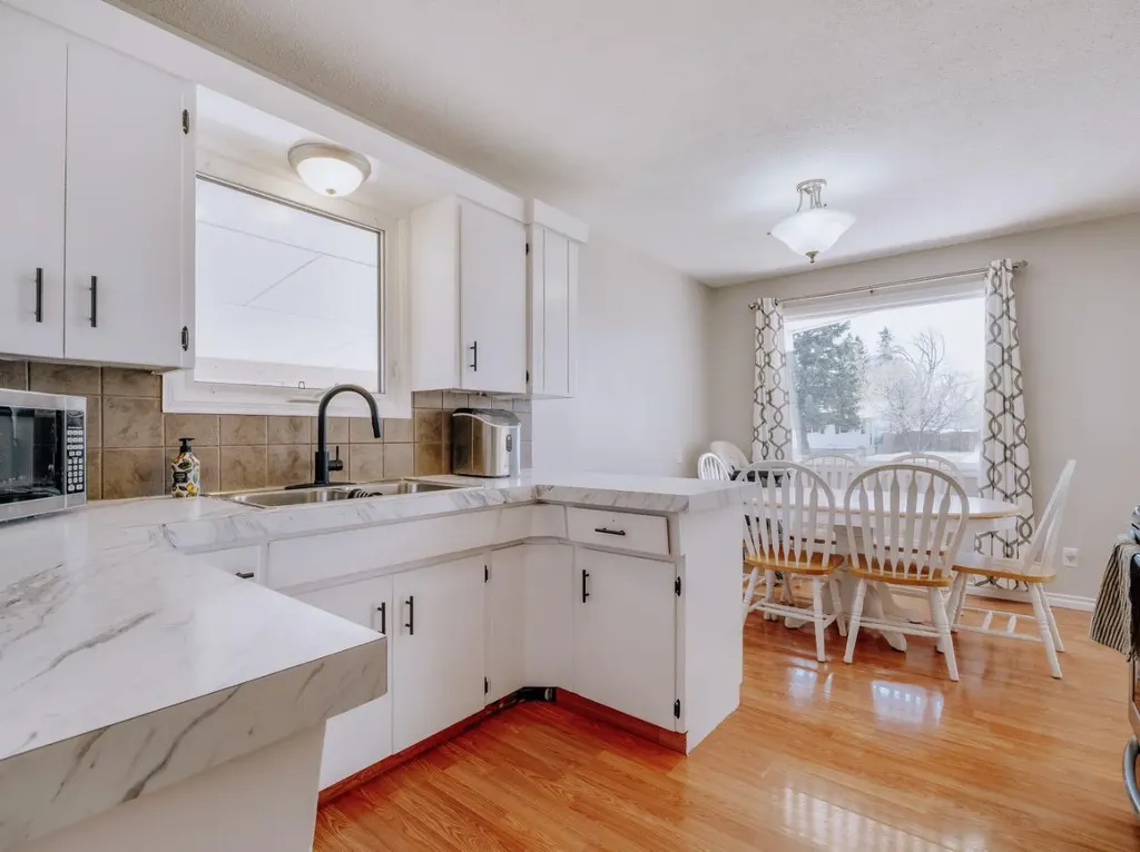 62ND Avenue Taber AB T1G1J7
