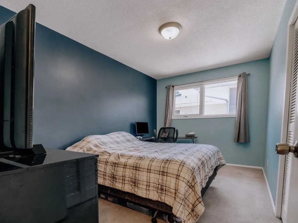62ND Avenue Taber AB T1G1J7