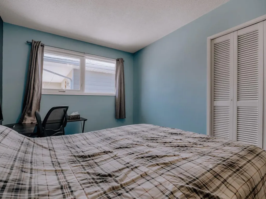 62ND Avenue Taber AB T1G1J7