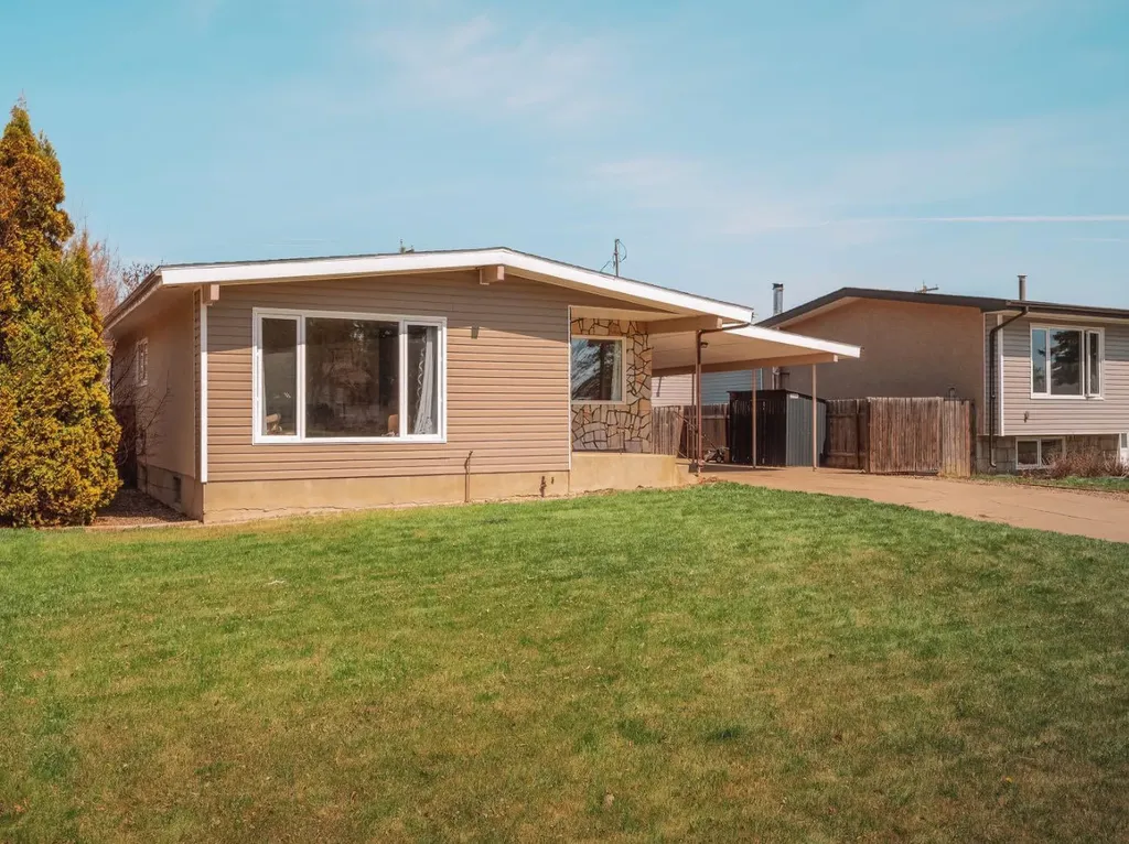 5007 62 Avenue Taber AB T1G1J7