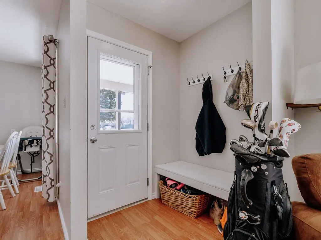 5007 62 Avenue Taber AB T1G1J7