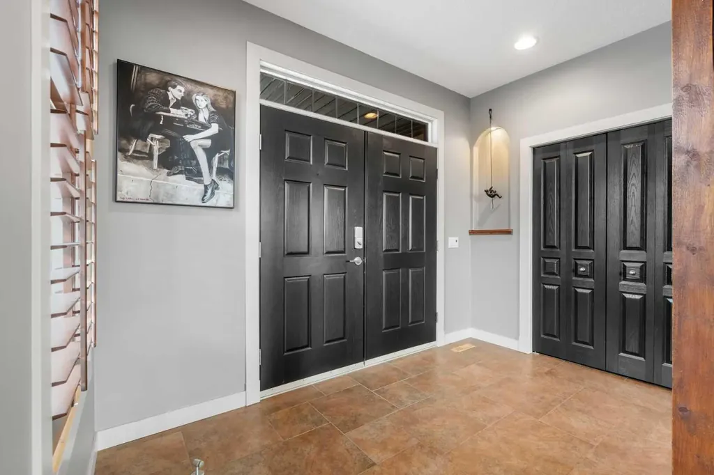88 Crestridge Way SW Calgary AB T3B 5Z2