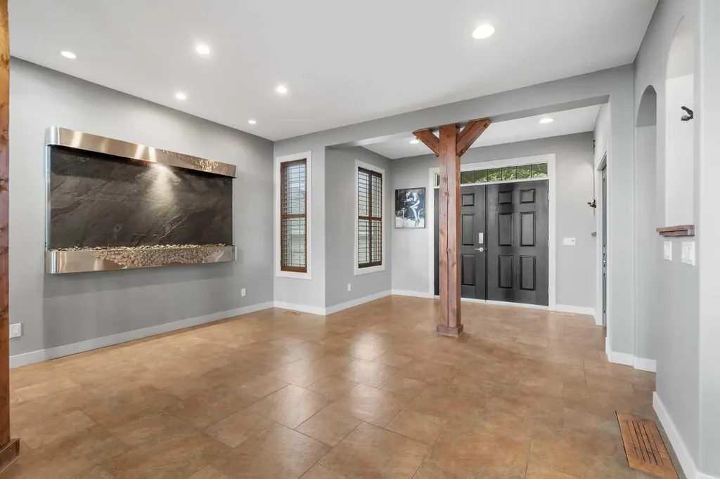 88 Crestridge Way SW Calgary AB T3B 5Z2