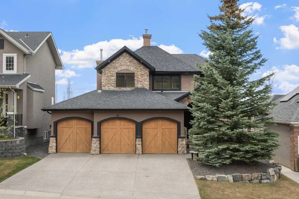 88 Crestridge Way SW Calgary AB T3B 5Z2