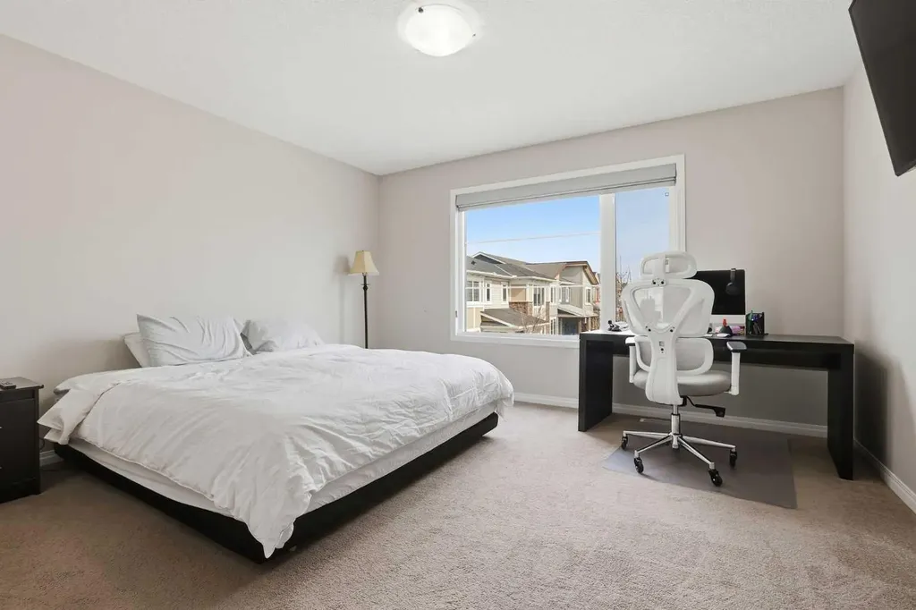 312 Carrington Way NW Calgary AB T3P 1N5