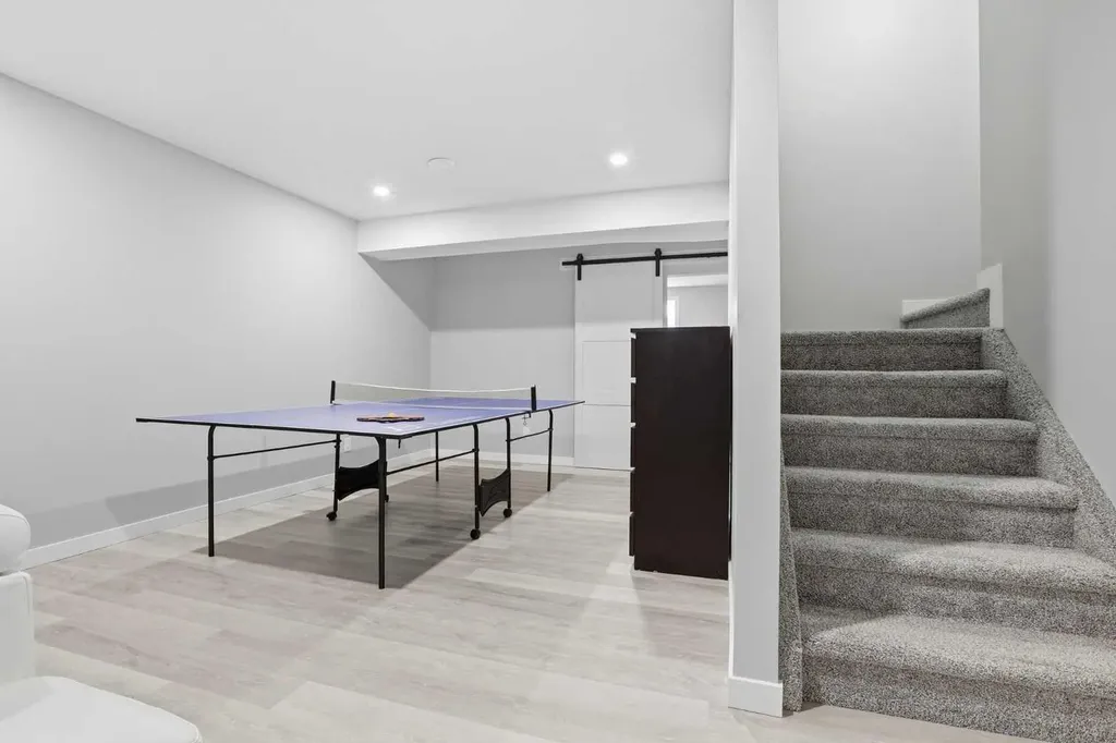 312 Carrington Way NW Calgary AB T3P 1N5