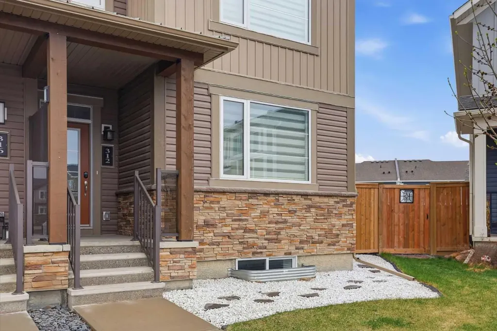 312 Carrington Way NW Calgary AB T3P 1N5