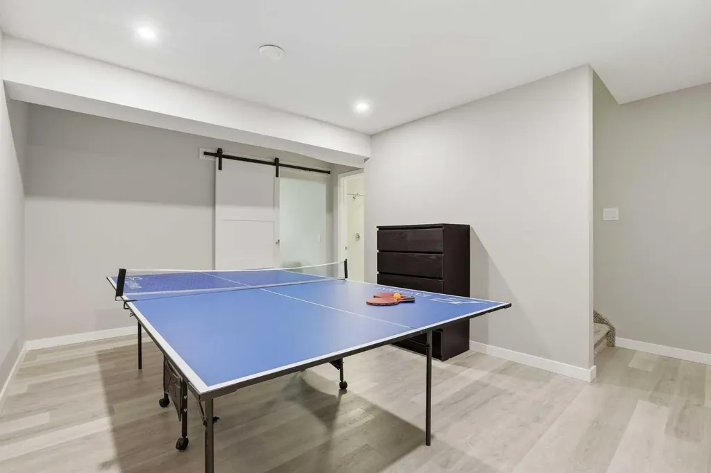 312 Carrington Way NW Calgary AB T3P 1N5
