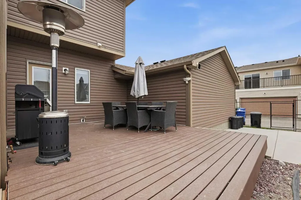 312 Carrington Way NW Calgary AB T3P 1N5