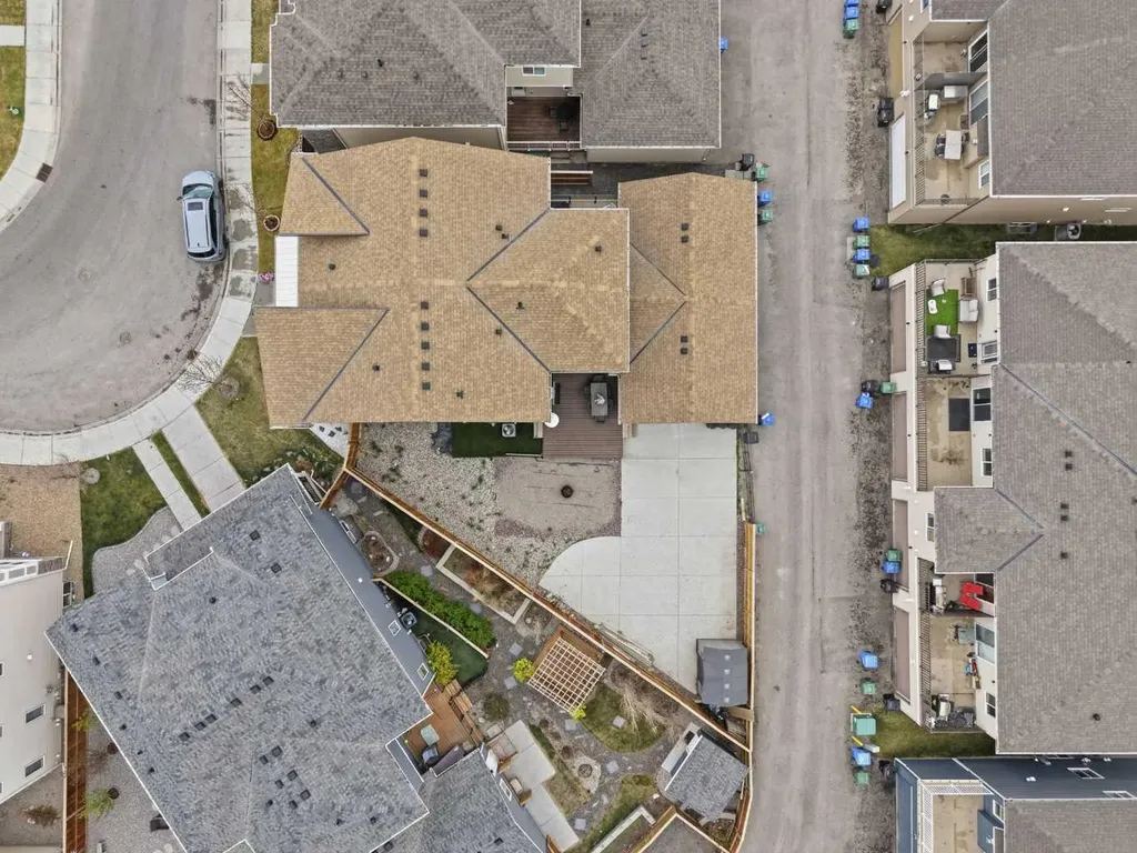 312 Carrington Way NW Calgary AB T3P 1N5