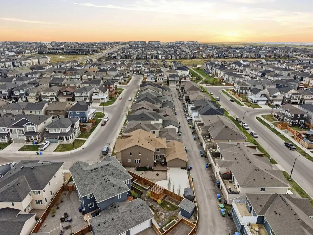312 Carrington Way NW Calgary AB T3P 1N5