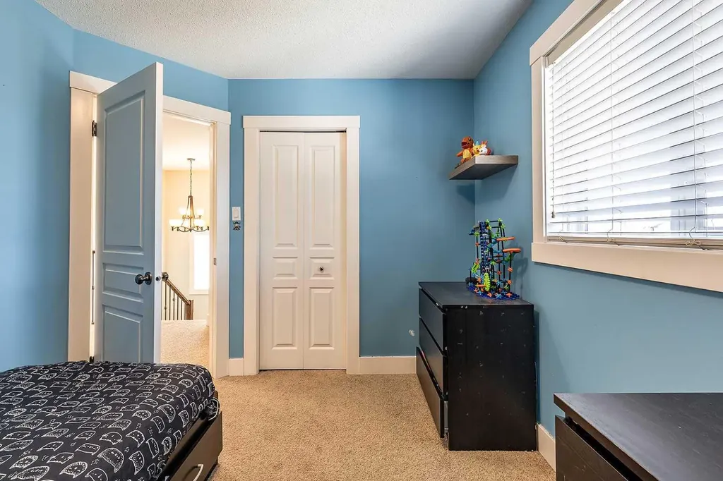 8 Terrace Circle NE Medicine Hat AB T1C 2B8
