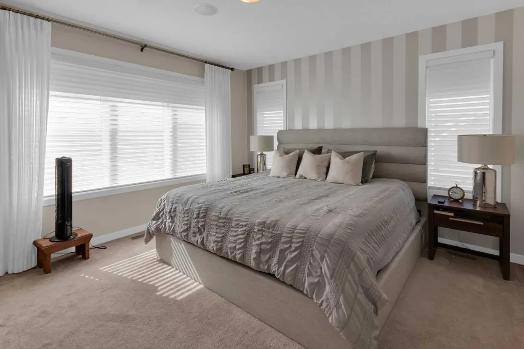 216 Sundown Road Cochrane AB T4C2M5